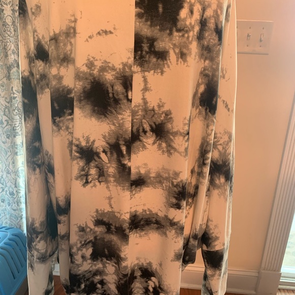 First Love plus size 3x unique tie dye super soft top - Picture 6 of 8